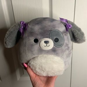 8” Gustavus Squishmallow